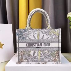 Christian Dior Shopping Bags